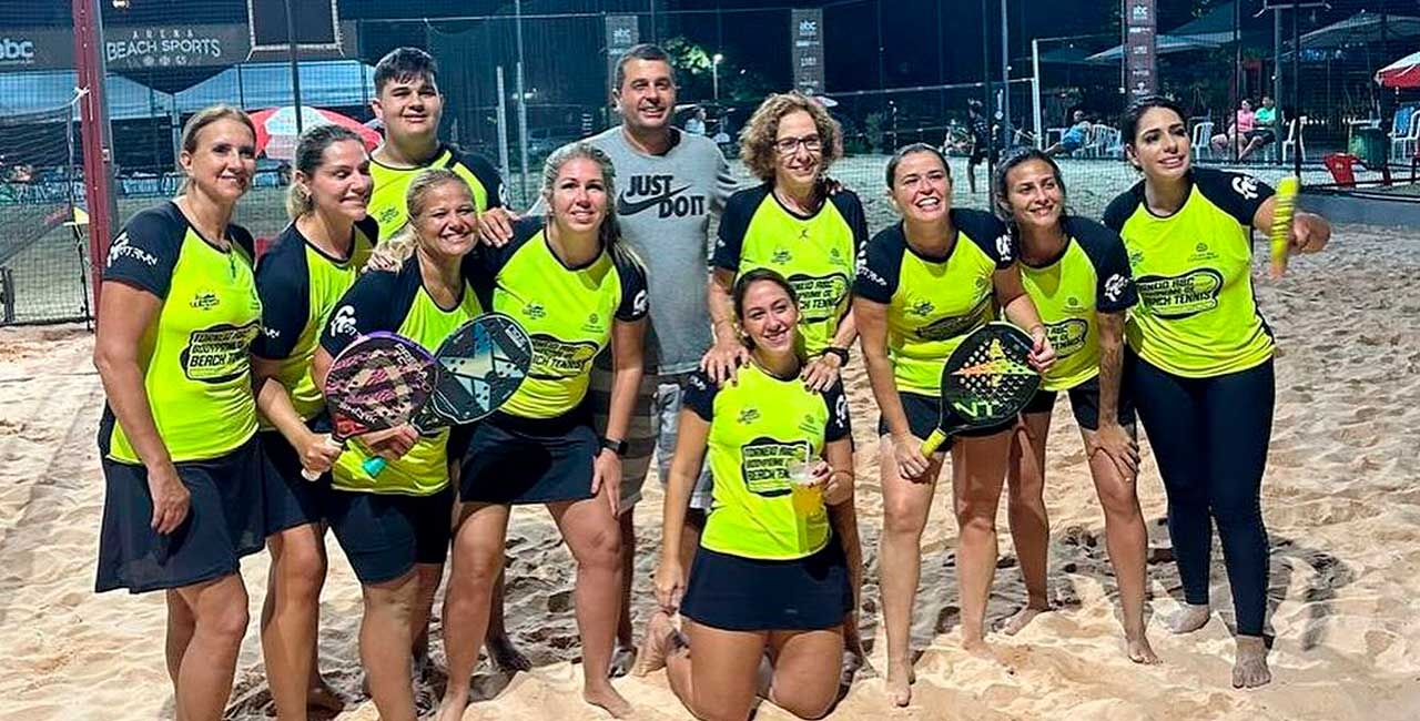 Torneio de Beach Tênis no Clube dos Funcionários em Volta Redonda